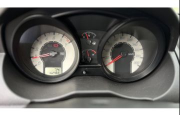 Ford Fiesta Sedan 1.0 - Foto #9