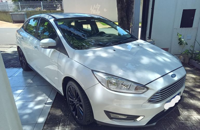 Ford Focus Sedan Titanium 2.0 PowerShift - Foto #1