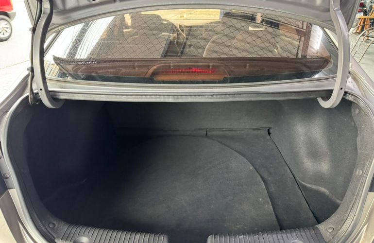 Hyundai HB20S 1.0 Comfort Plus - Foto #2