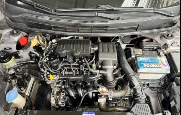 Hyundai HB20S 1.0 Comfort Plus - Foto #9