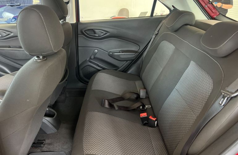 Chevrolet Onix 1.0 MPFi LT 8v - Foto #8