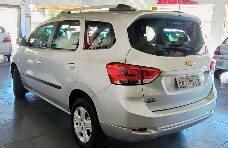 Chevrolet Spin 1.8 LS 8v - Foto #5