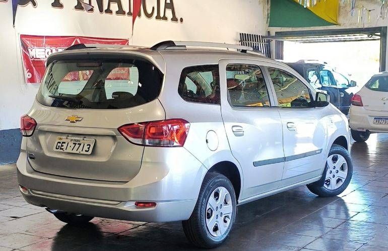 Chevrolet Spin 1.8 LS 8v - Foto #7