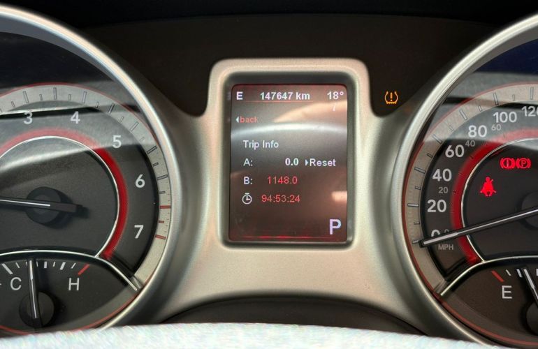 Fiat Freemont 2.4 Precision 16v - Foto #9