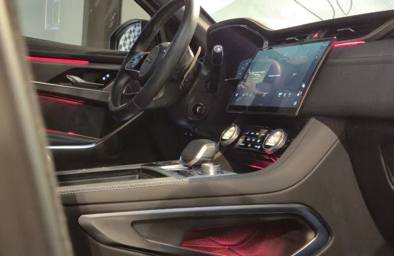 Jaguar F-pace 5.0 V8 Supercharged Svr Awd - Foto #8