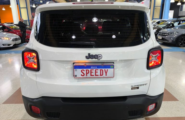Jeep Renegade 1.8 16V Sport - Foto #8