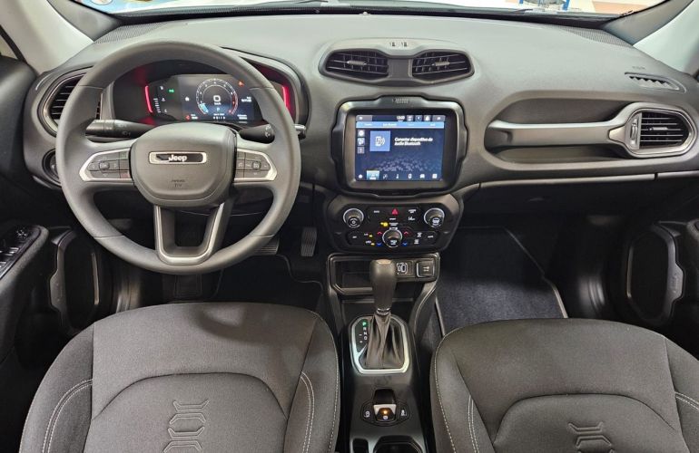 Jeep Renegade 1.3 T270 Turbo Sport Altitude - Foto #2