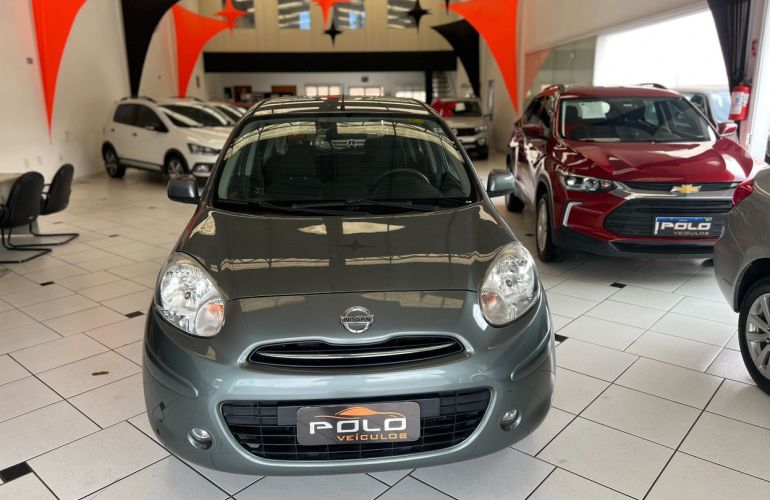 Nissan March 1.0 S 16v - Foto #1