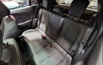 Peugeot 2008 1.0 Turbo 200 Gt - Foto #9