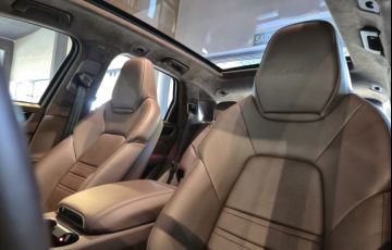 Porsche Cayenne 4.0 V8 Turbo AWD S - Foto #4