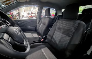 Toyota Etios 1.5 X Sedan 16v - Foto #7