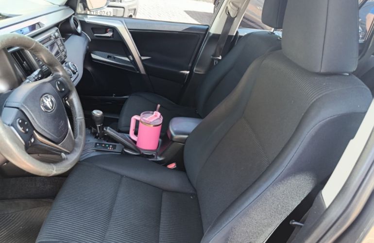 Toyota RAV4 2.0 16v CVT - Foto #4