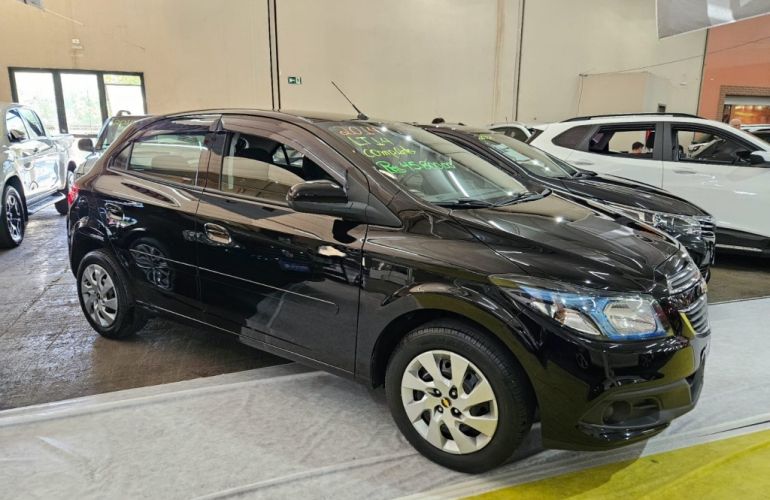 Chevrolet Onix 1.4 LT SPE/4 - Foto #3