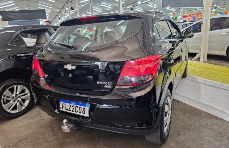 Chevrolet Onix 1.4 LT SPE/4 - Foto #4
