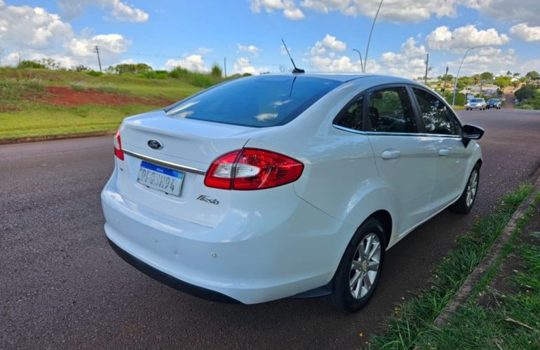 Ford New Fiesta Sedan 1.6 SE (Flex) - Foto #3