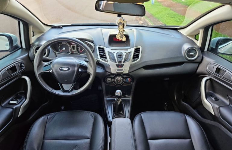 Ford New Fiesta Sedan 1.6 SE (Flex) - Foto #8