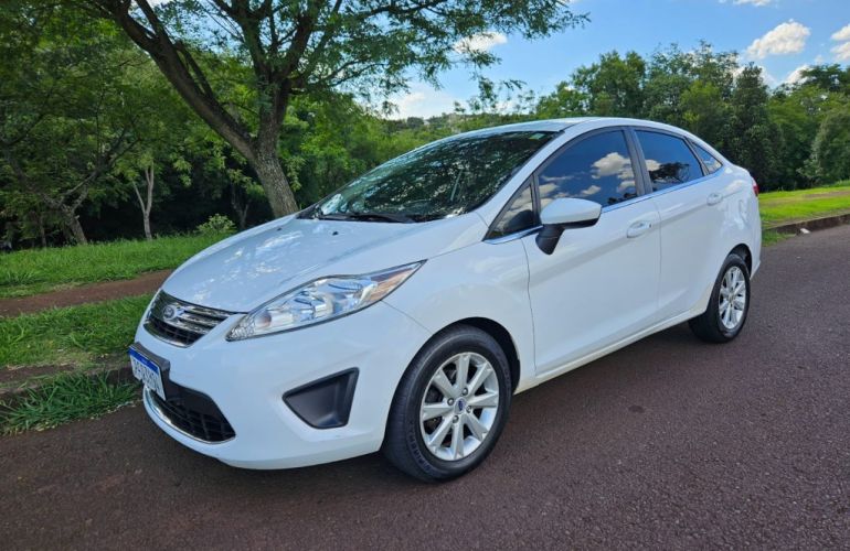 Ford New Fiesta Sedan 1.6 SE (Flex) - Foto #9