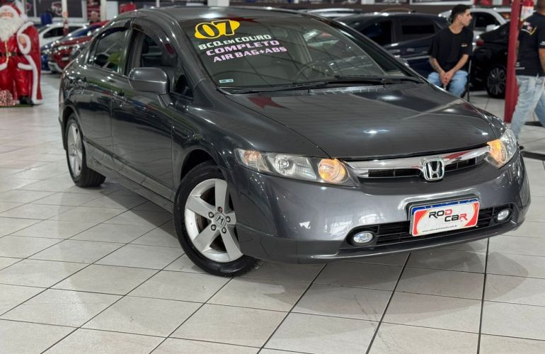 Honda Civic 1.8 LXS 16v - Foto #1