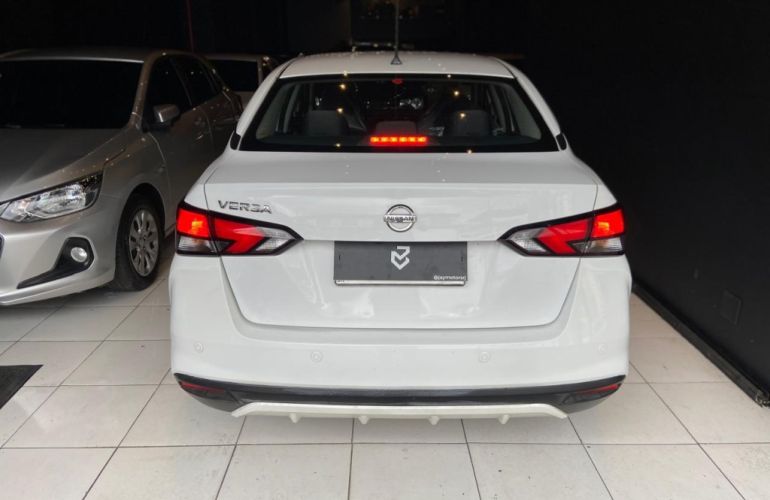 Nissan Versa 1.6 16V Flex Advance Xtronic - Foto #5