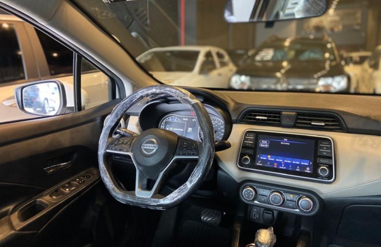 Nissan Versa 1.6 16V Flex Advance Xtronic - Foto #9