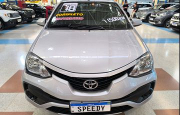 Toyota Etios 1.3 X 16v - Foto #3