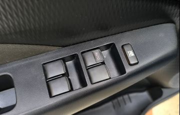 Toyota Etios 1.3 X 16v - Foto #10