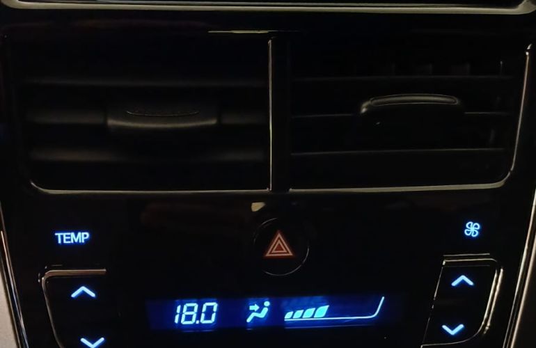 Toyota Yaris 1.5 XL Plus Connect CVT - Foto #1