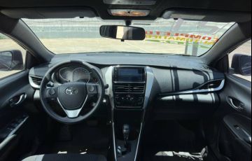 Toyota Yaris 1.5 16V Sedan Xls Connect Multidrive - Foto #7