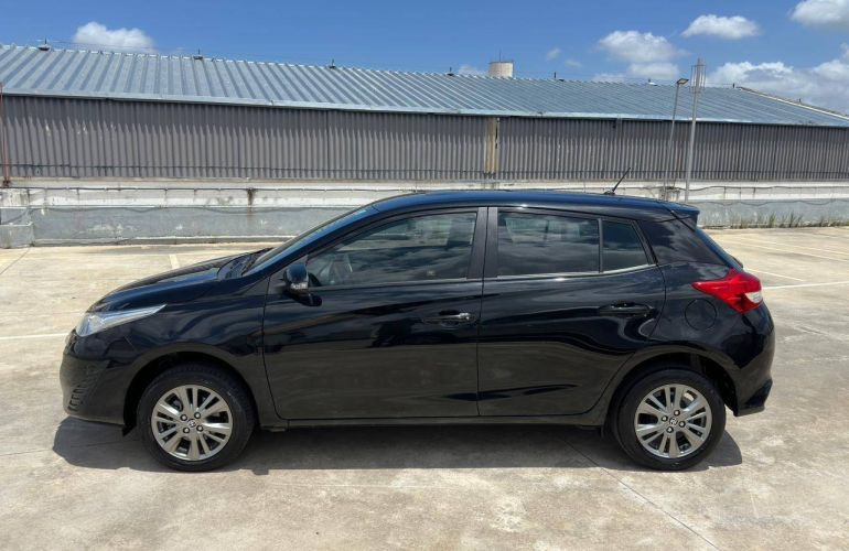 Toyota Yaris 1.5 16V Sedan Xls Connect Multidrive - Foto #10