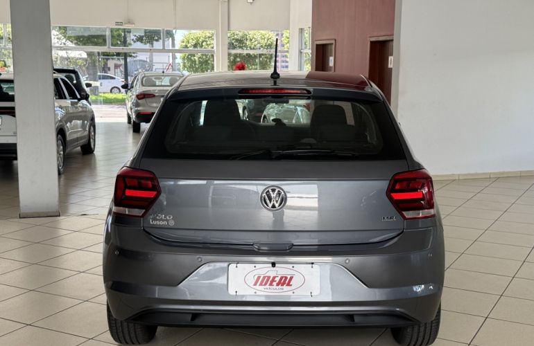 Volkswagen Polo 1.6 MSI (Flex) - Foto #2