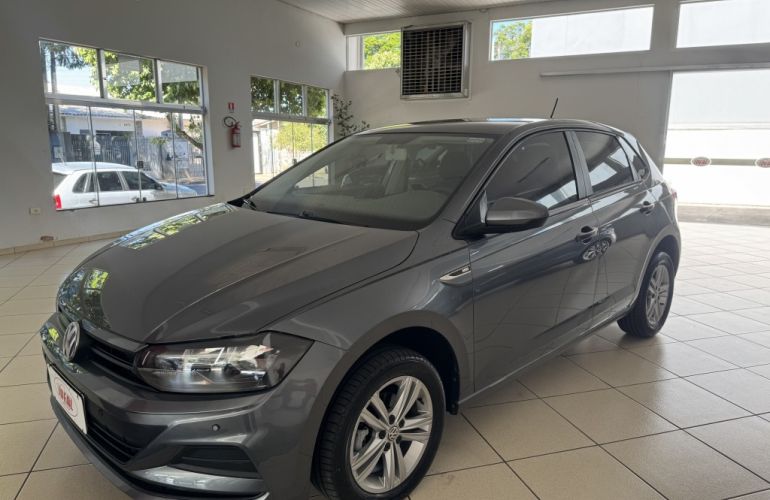 Volkswagen Polo 1.6 MSI (Flex) - Foto #3