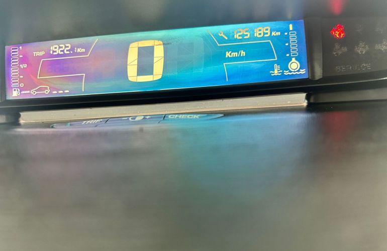 Citroën C4 2.0 Exclusive Sport 16V Flex 4p Manual - Foto #7