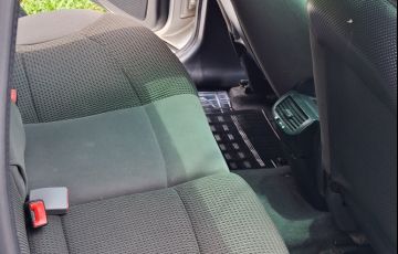 Fiat Stilo 1.8 8V Dualogic (Flex) - Foto #2