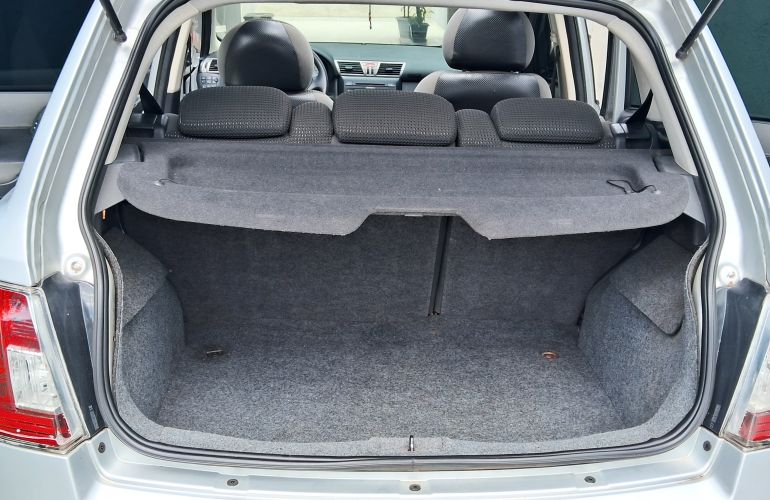 Fiat Stilo 1.8 8V Dualogic (Flex) - Foto #6