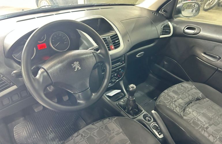 Peugeot 207 1.4 Xr 8V Flex 4p Manual - Foto #7