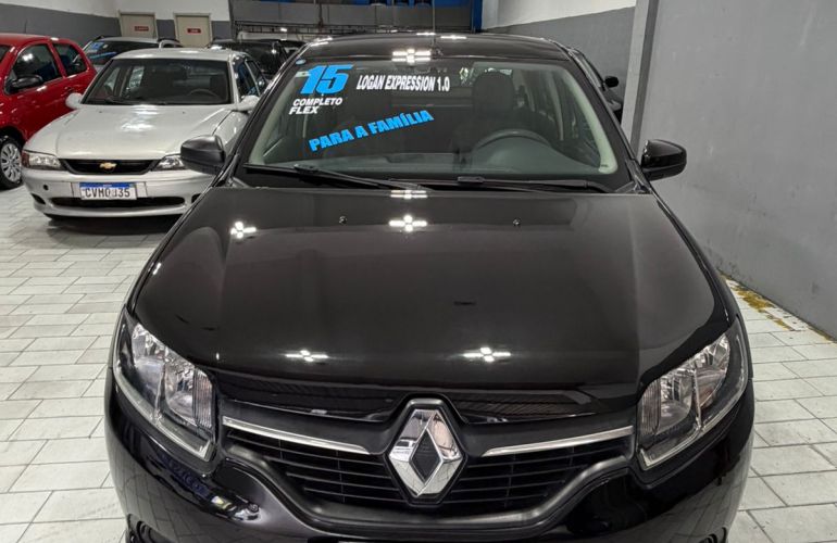 Renault Logan Expression 1.0 16V (Flex) - Foto #1