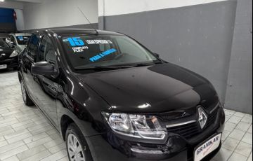 Renault Logan Expression 1.0 16V (Flex) - Foto #2