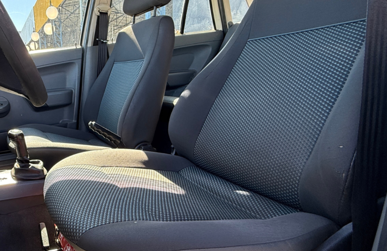 Volkswagen Gol 1.0 (G4) (Flex) 4p - Foto #5