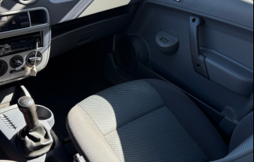 Volkswagen Gol 1.0 (G4) (Flex) 4p - Foto #9