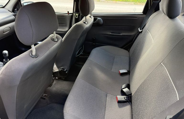 Chevrolet Classic LS 1.0 VHCE (Flex) - Foto #10