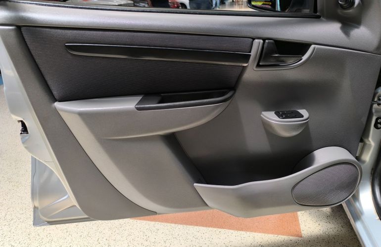 Chevrolet Prisma 1.4 MPFi LT 8v - Foto #10