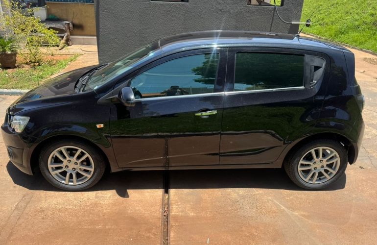 Chevrolet Sonic 1.6 LTZ 16v - Foto #5