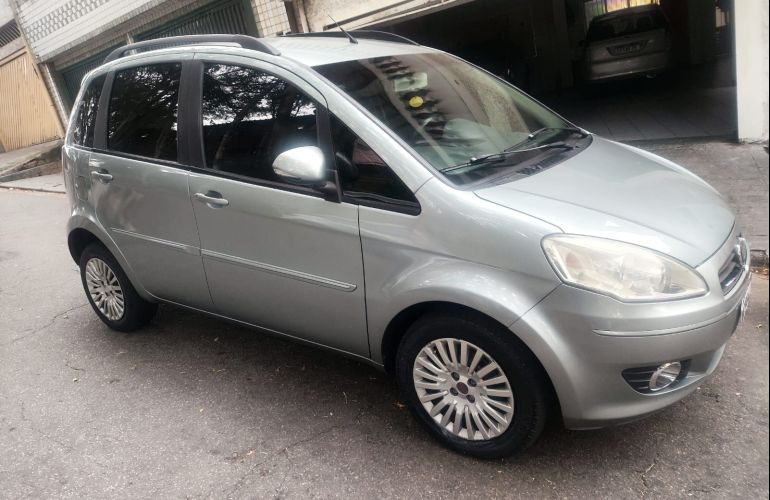 Fiat Idea Attractive 1.4 8V (Flex) - Foto #1
