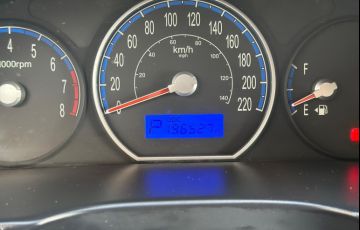 Hyundai Santa Fe 2.7 MPFi GLS V6 24v 200cv - Foto #10