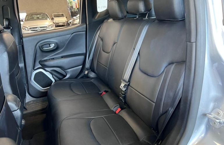 Jeep Renegade 1.8 16V Sport - Foto #8