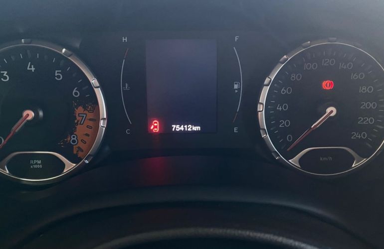 Jeep Renegade 1.8 16V Sport - Foto #5