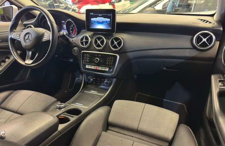 Mercedes-Benz Gla 200 1.6 Cgi Style 7g-dct - Foto #10