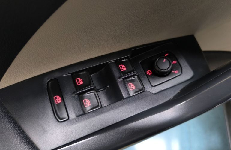 Volkswagen T-cross 1.4 250 TSi Total Highline - Foto #10