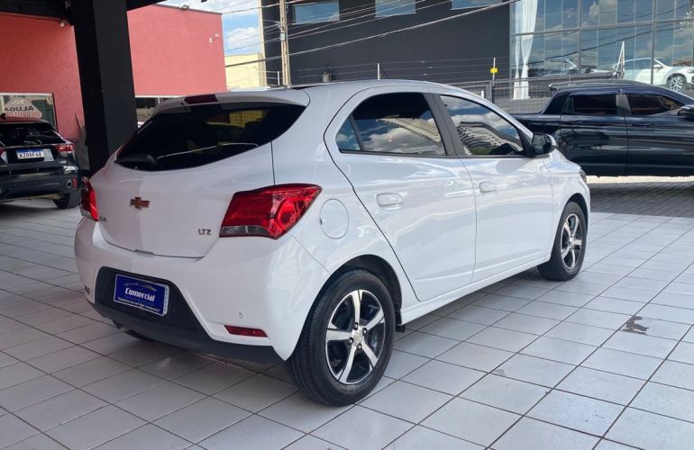 Chevrolet Onix 1.4 MPFi LTZ 8v - Foto #8