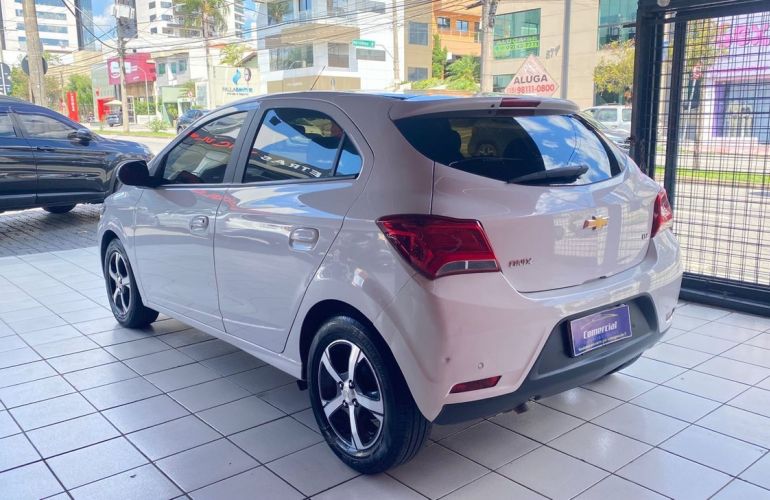 Chevrolet Onix 1.4 MPFi LTZ 8v - Foto #9